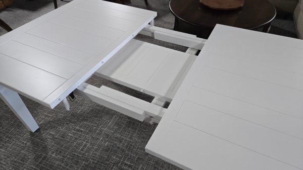 clearance jackson 42x60 w/1 16"l white paint